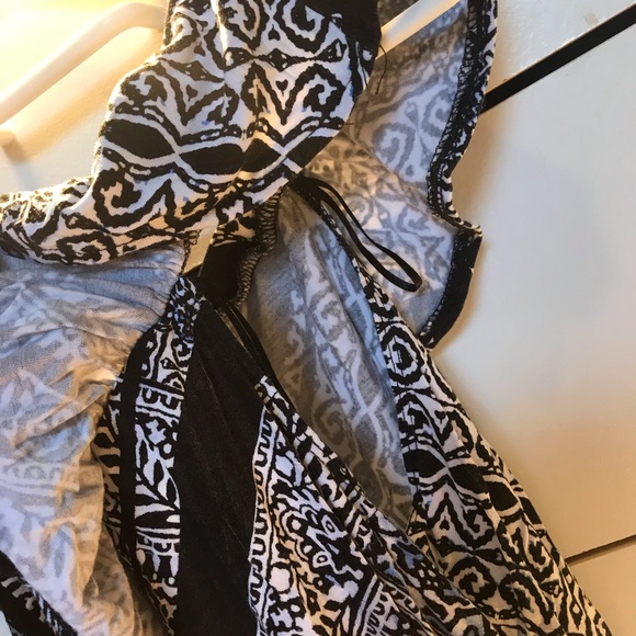 Off-Shoulder Top - Picture 5 of 8